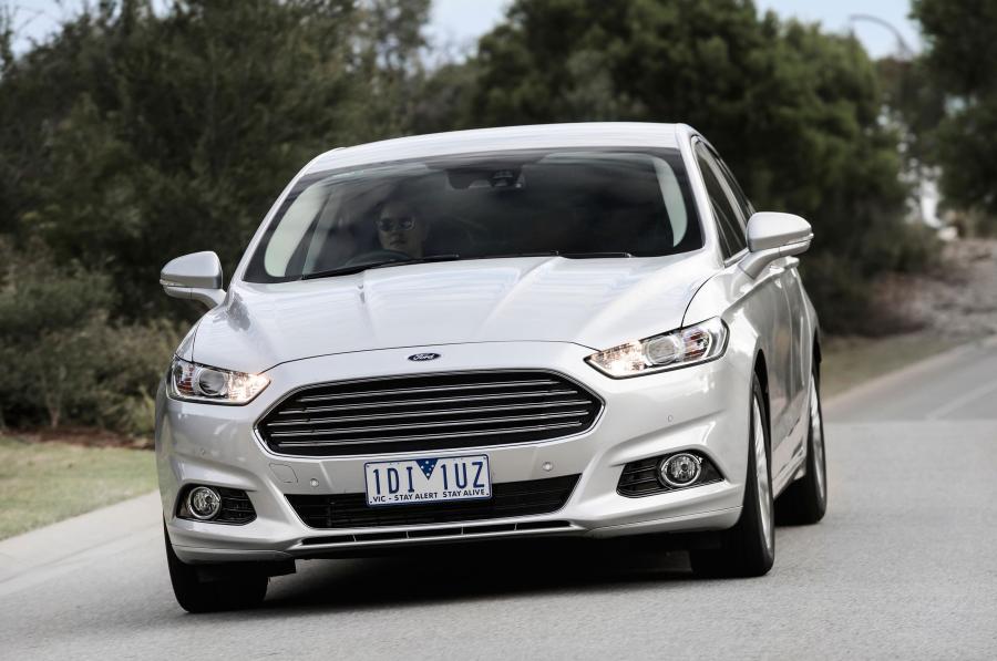  Ford Mondeo Hatchback 2015 года  (AU) (фото 13 из 15)